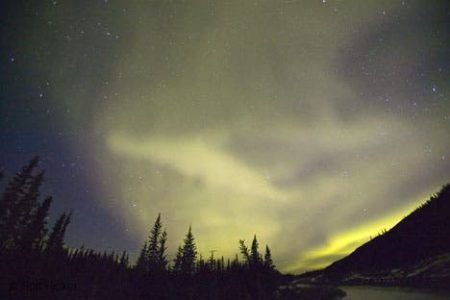 – 201102aurora Borealis canada T6176