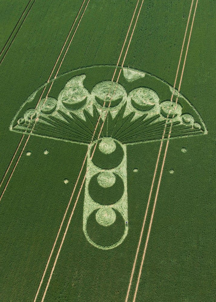 This circle, or more appropriately cylinder, appeared in a wheat field at Rough Hill, near the town of Winterbourne Bassett, west of Bristol, England. It appeared in 2004 and spanned approximately 180 feet, Alexander said.