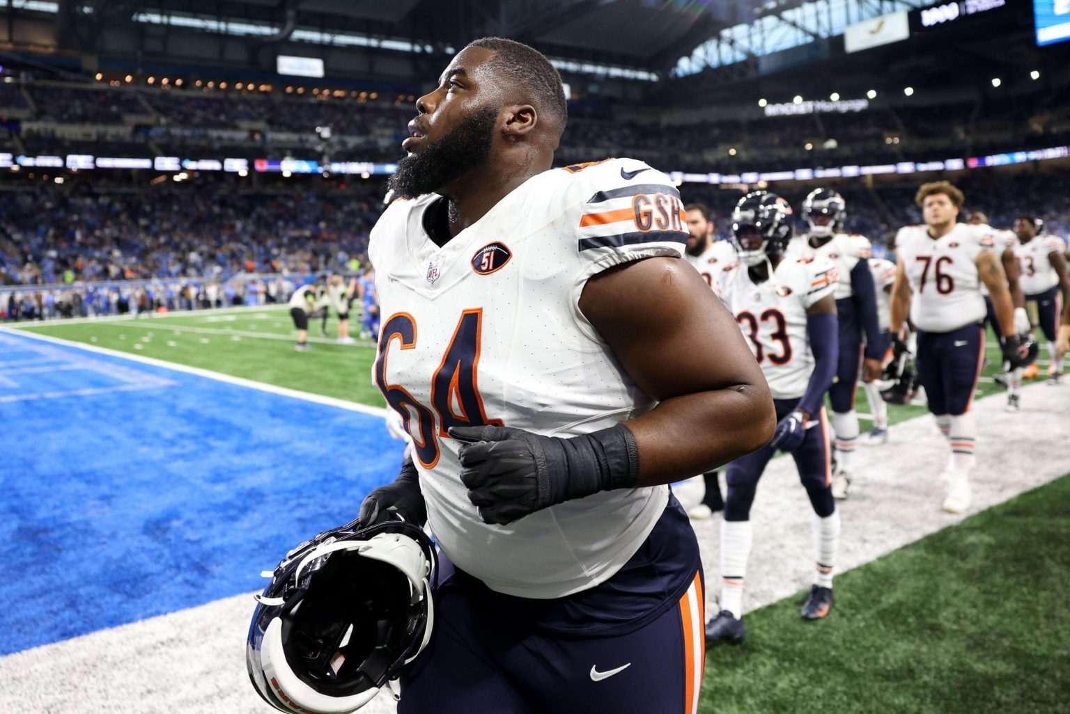 – 202403202401241217TMS MNGTRPUB SPORTS CHICAGO BEARS GUARD NATE DAVIS BUYS 1 TB5 b88b80