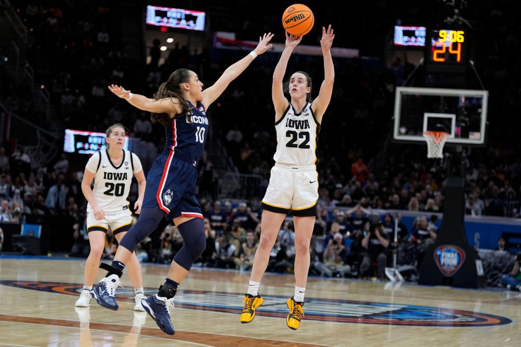 Caitlin Clark led Iowa in a comeback to win 71-69 against UConn in the women’s Final Four. South Carolina is next – 202404NCAA UConn Iowa Basketball 54884