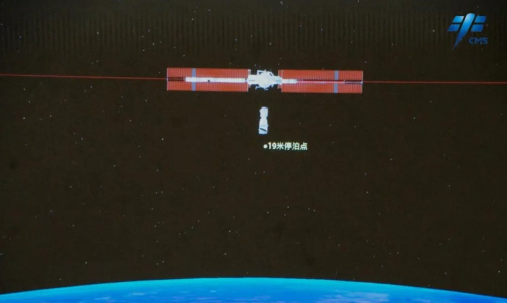 – 202404shenzhou18 docking Tiangong radial port 25april2024 CMSEO