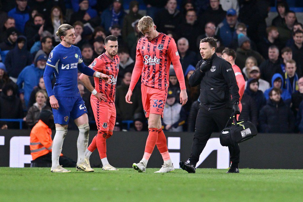 Jarrad Branthwaite of Everton walks off injured during the Premier League match between Chelsea FC and Everton FC at Stamford Bridge