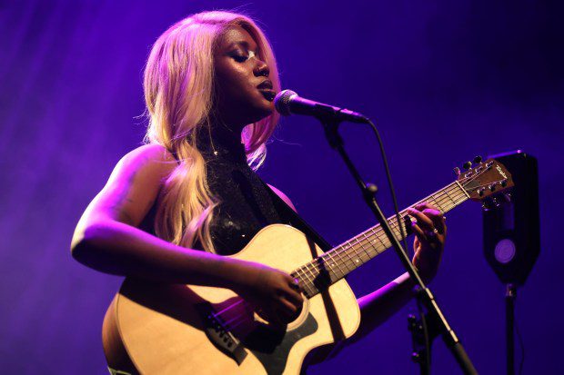 Kara Jackson performs at Thalia Hall in Chicago on Dec. 1, 2023. (Chris Sweda/Chicago Tribune)