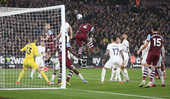 West Ham United v Tottenham Hotspur - Premier League