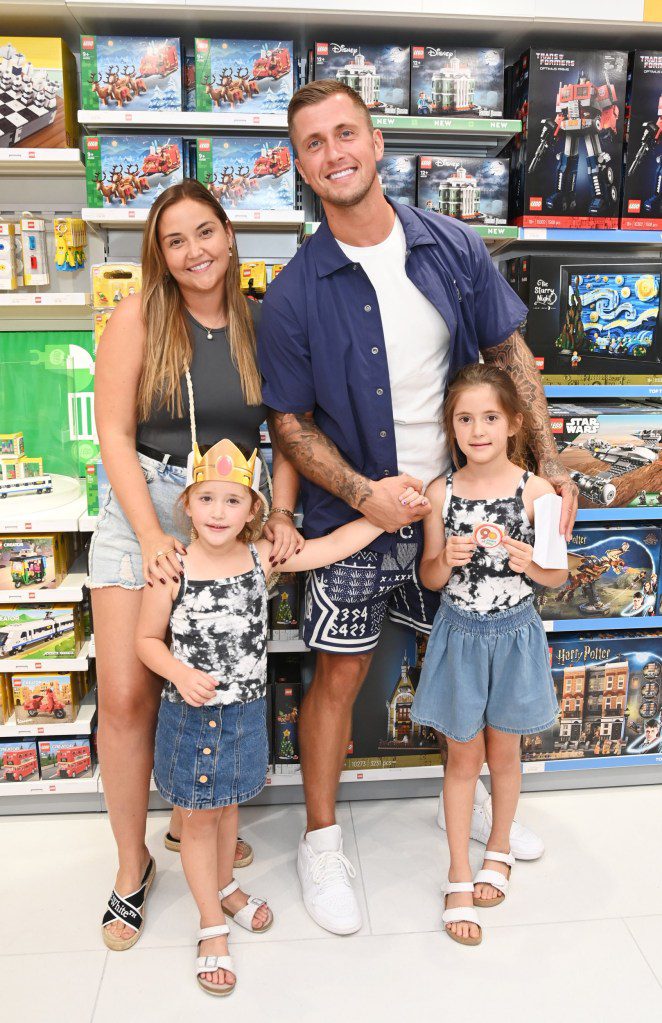 Jacqueline Jossa, Mia Osborne, Dan Osborne and Ella Osborne 