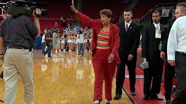 North Carolina State's coach Kay Yow acknowledges the applause as she leaves the court at the Save Mart Center after her team lost to UConn in the Fresno Regional semifinal game in March 2007.