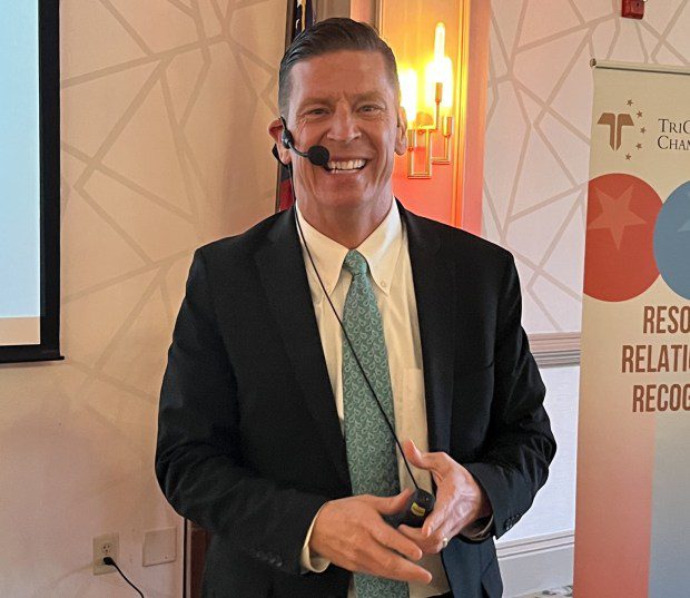 Steve McClatchy, author and president of Alleer Coaching & Training was the keynote speaker April 24 for the TriCounty Area Chamber of Commerce annual dinner. (Photo Courtesy TriCounty Area Chamber)