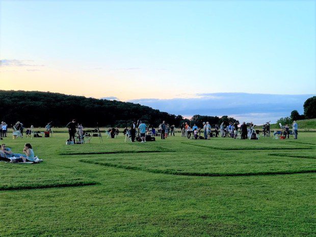 Some 40 to 100 people gather for monthly star parties hosted by the Delaware Valley Amateur Astronomers. (Delaware Valley Amateur Astronomers)